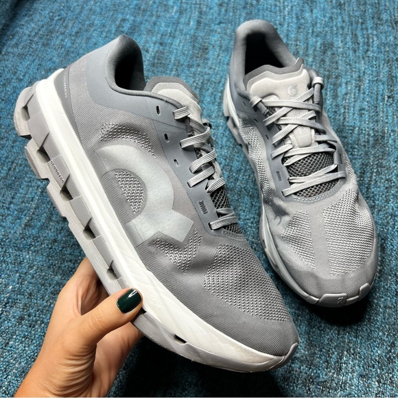 On Cloudflow 5 Running Shoes in Alloy Rock Men's Size 11 Sneakers ON RUNNING - Picture 1 of 9